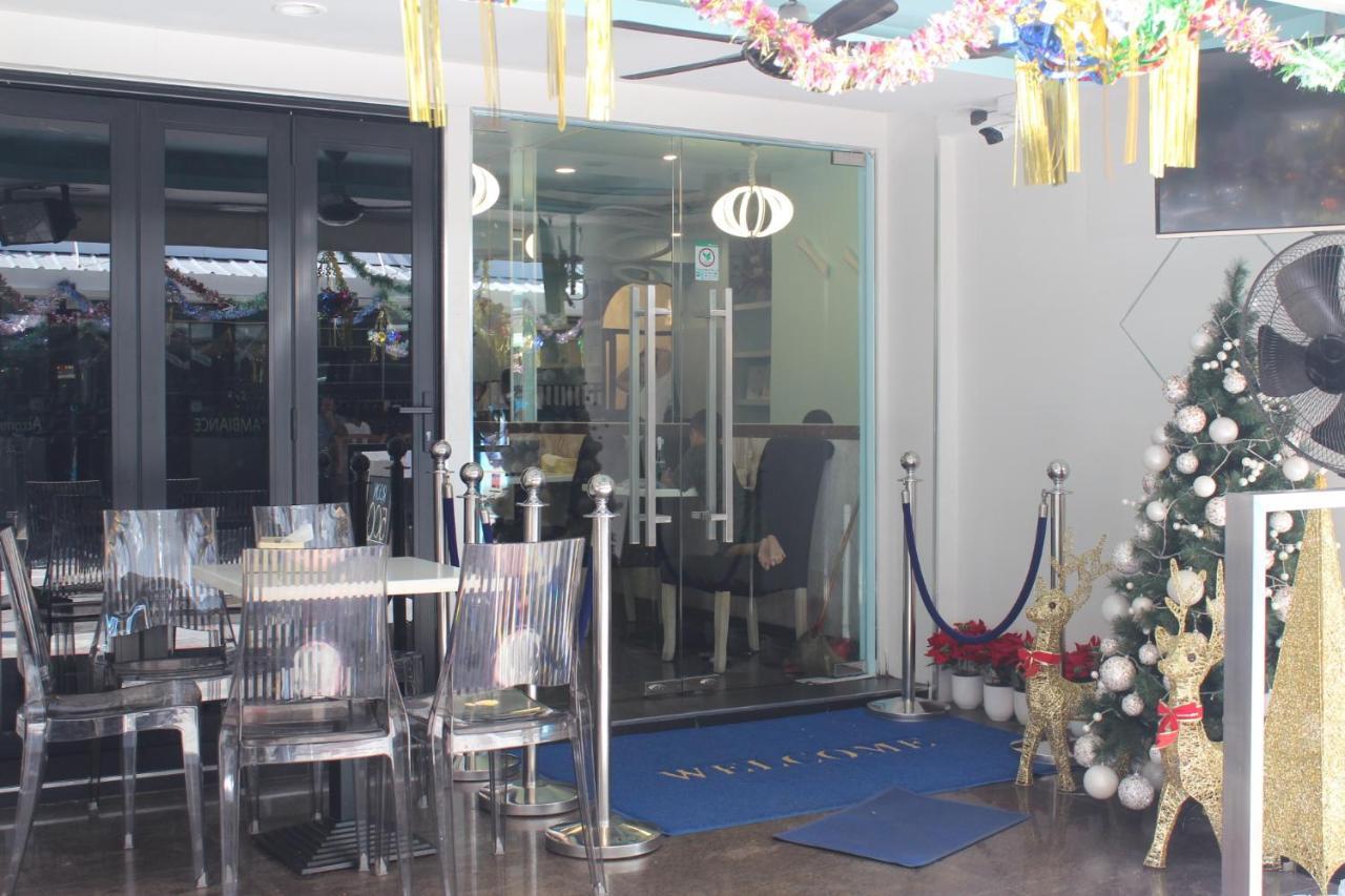 Le Cafe Royale Hotel Pattaya Exterior photo